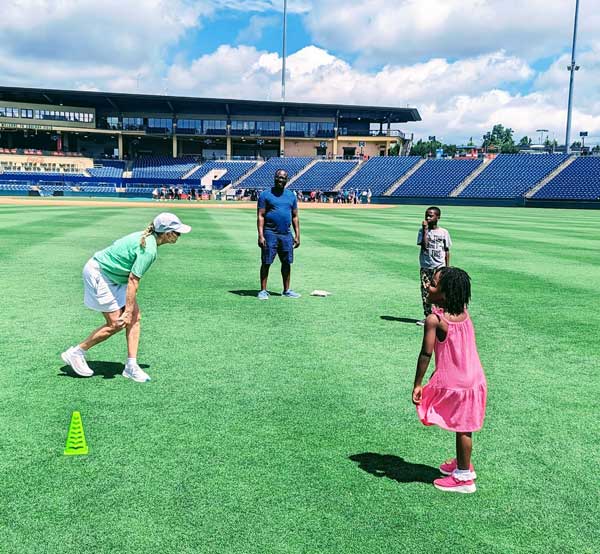 playball-wkend-play-catch-on-field